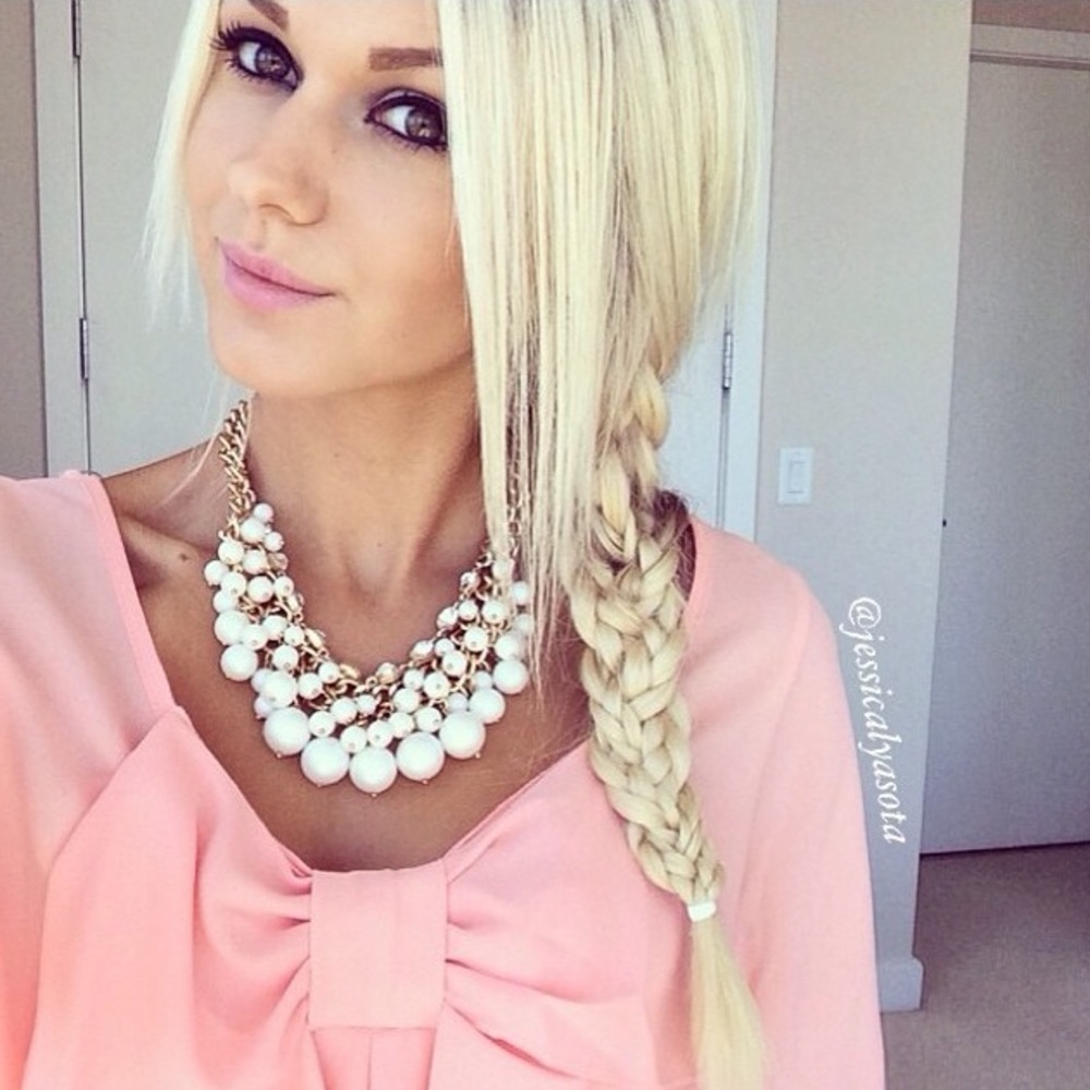 Pearl statement necklace NWT - Picture 2 of 2